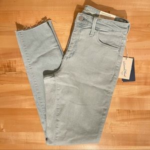 Universal Thread High Waisted Skinny Jeans